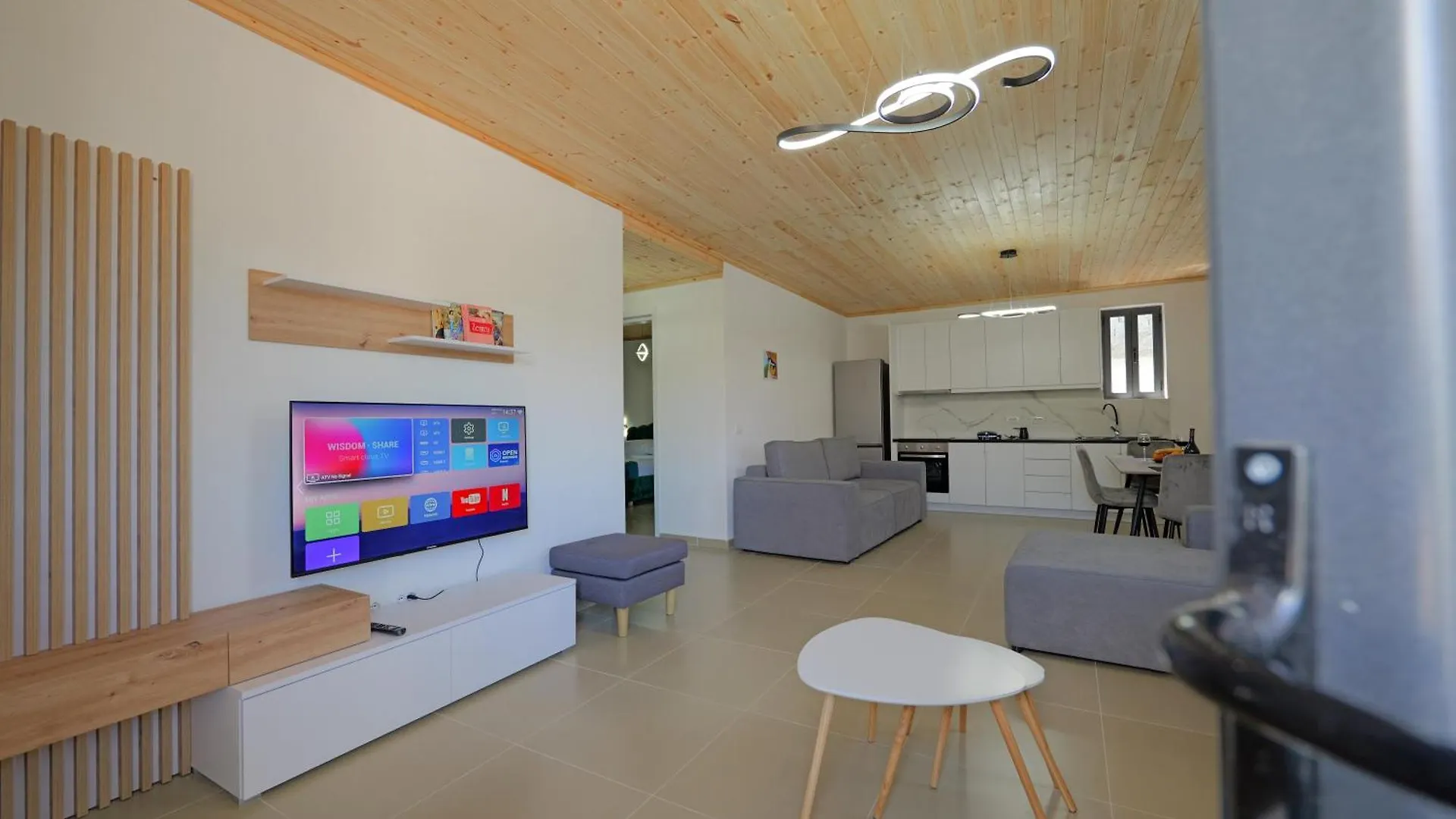 Lago Calmo Villa Ksamil