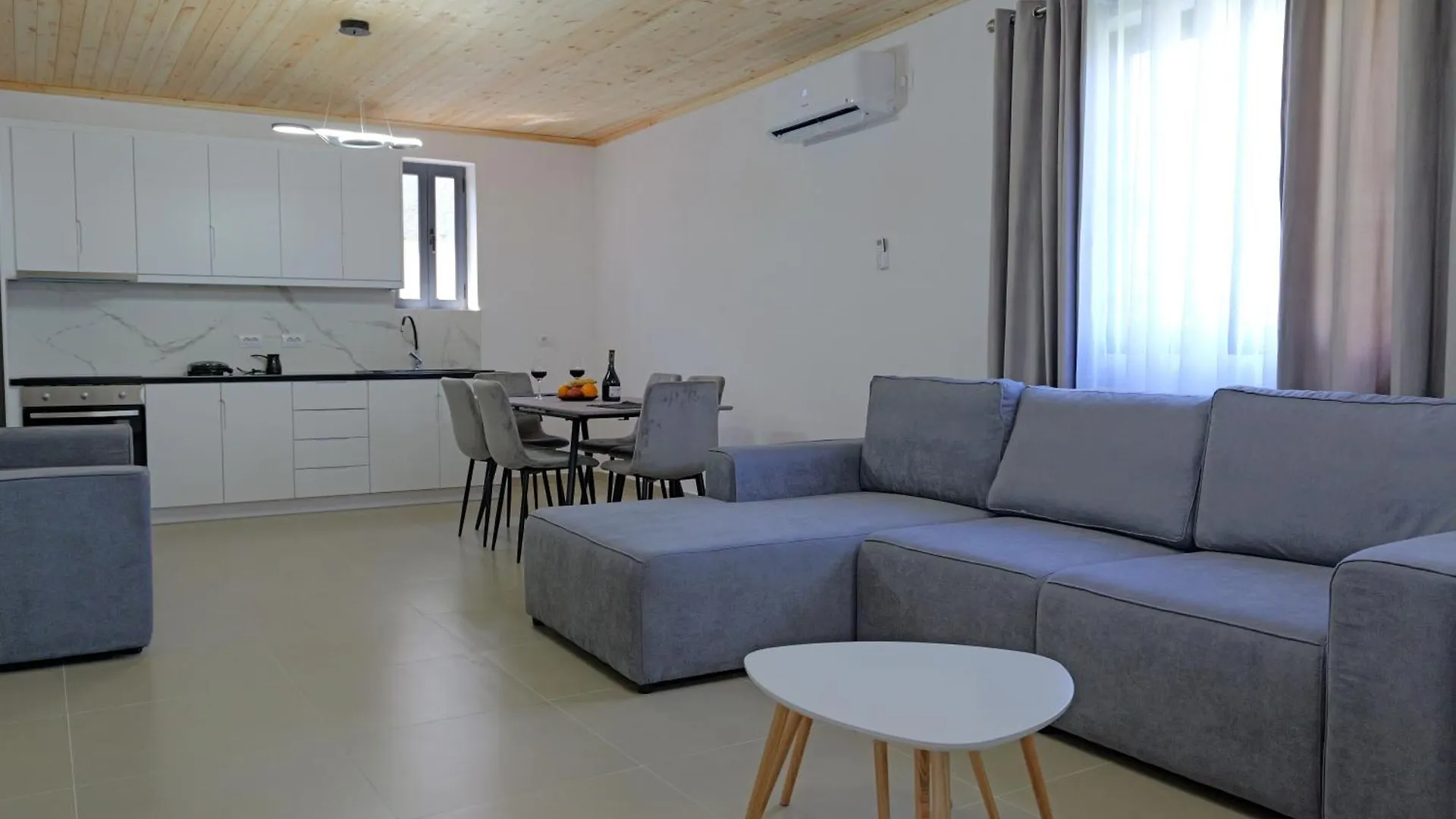 Lago Calmo Villa Ksamil 0*,  Albanien